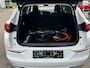 Opel Grandland 1.6 Turbo Plug-In Hybrid Level 3 Als nieuw!! en geheel rijklaar incl. garantie en beurt | Leer-Alcantara AGR stoelen | Keyless | 2x lader | Full LED | Cruise adaptief | Climate | Camera | Winterpakket met stuurverwarming | Carplay en Android auto