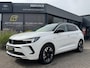 Opel Grandland 1.6 Turbo Plug-In Hybrid Level 3 Als nieuw!! en geheel rijklaar incl. garantie en beurt | Leer-Alcantara AGR stoelen | Keyless | 2x lader | Full LED | Cruise adaptief | Climate | Camera | Winterpakket met stuurverwarming | Carplay en Android auto