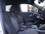 Peugeot e-2008 GT Avantage 156pk 54kWh, Rijklaarprijs, 360° View Alcantara Adaptieve cruise Elektrisch verstelbare stoelen