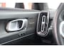 Volvo XC40 T5 Recharge Ultimate Dark | Stoelverwarming | Trekhaak | Parkeercamera | BLIS | Pilot Assist | H/K | Keyless