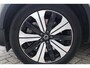 Volvo XC40 T5 Recharge Ultimate Dark | Stoelverwarming | Trekhaak | Parkeercamera | BLIS | Pilot Assist | H/K | Keyless