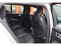 Volvo XC40 T5 Recharge Ultimate Dark | Stoelverwarming | Trekhaak | Parkeercamera | BLIS | Pilot Assist | H/K | Keyless