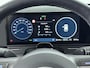 Hyundai Kona Electric Comfort Smart 65.4 kWh | Unieke km-stand! | SoH 98,8% | WLTP 514km | Dodehoek | Stoel + stuurverwarming | El. bed. achterklep |
