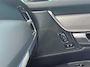 Volvo V90 2.0 T8 Plug-in hybrid AWD Ultimate Dark Volvo V90 2.0 T8 Recharge AWD Ultimate Dark / Pano. dak / Trekhaak / Harman kardon / Elek. verstelbare stoelen / Voor+achter+stuur verwarmd / Leder / Head-up display /