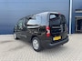 Peugeot e-Partner 136 L2 50 kWh | Lichtmetalen velgen | Draadloze lader | Warmtepomp | Houten vloer |
