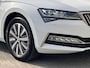 Skoda Superb Combi 1.4 TSI iV Business Edition Plus / 1.600 kg Elektrische trekhaak / PHEV Plug In / Accu SoH 100% / Elektrische stoelen & klep / Adaptieve CC / Virtual Cockpit / Navigatie / Apple Carplay Android / Climate Control /17" LM wielen /
