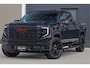 GMC Sierra BLACK OPS DENALI 6.2 V8 426PK Full Option | €84950,- excl | De Meest Luxe Pick-Up in zijn Klasse | Comfortabele Dubbele Cabine met Royale 5 Zitplaatsen | BPM vrij | Nu Leverbaar uit Voorraad | Voorraad Nr 1539 | De specialist in Amerikaanse pick‑ups in Nederland en Europa.