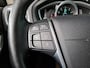Volvo V40 1.6 T4 Momentum 180pk /Stoelverwarming/Bluetooth/parkeersensoren/trekhaak