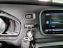 Volvo V40 1.6 T4 Momentum 180pk /Stoelverwarming/Bluetooth/parkeersensoren/trekhaak