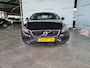 Volvo V40 1.6 T4 Momentum 180pk /Stoelverwarming/Bluetooth/parkeersensoren/trekhaak