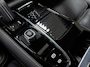 Volvo V60 2.0 T8 Recharge AWD R-Design PANO/MASSAGE+M-LEDER/B&W/360CAM/NAVI/H-UP///
