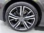 Volvo V60 2.0 T8 Recharge AWD R-Design PANO/MASSAGE+M-LEDER/B&W/360CAM/NAVI/H-UP///