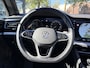 Volkswagen Touareg 3.0 TSI Elegance VAN: 56.900,- VOOR: 52.877,- UW HERFSTVOORDEEL: 4.023,- EURO | LUCHTVERING| ELEK. TREKHAAK| LEDER| PANO | STOELVENTILATIE + MASSAGE| ACHTERBANK VERWARMD| MEMORY STOEL| 360 CAMERA| MEGA VOL!|