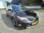 Toyota Auris 1.6 Trend nette in Nederland nieuw geleverde zeer complete auto van tweede eigenaar!