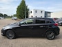 Toyota Auris 1.6 Trend nette in Nederland nieuw geleverde zeer complete auto van tweede eigenaar!
