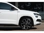 Skoda Karoq 1.5 TSI ACT Sportline | El. Trekhaak | ACC | 19" | Camera | Stoel-stuurverw.