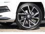 Skoda Karoq 1.5 TSI ACT Sportline | El. Trekhaak | ACC | 19" | Camera | Stoel-stuurverw.
