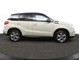 Suzuki Vitara 1.6 Exclusive | Climate control | Cruise control | Camera | Stoelverwarming | Trekhaakl afn.| Apple carplay, Android auto |