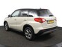 Suzuki Vitara 1.6 Exclusive | Climate control | Cruise control | Camera | Stoelverwarming | Trekhaakl afn.| Apple carplay, Android auto |