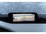 Mazda 3 2.0 e-SkyActiv-X M Hybrid 180 Luxury | Wit Lederen Bekleding | Head-up Display | 360 Graden Camera | Parkeersensoren | Lichtmetalen Velgen 18 inch | Keyless Entry | Stoelverwarming | LED Koplampen | Cruise Control Adaptief | Dodehoekdetectie | Navigatie | Apple Carplay | Android Auto
