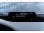 Mazda 3 2.0 e-SkyActiv-X M Hybrid 180 Luxury | Wit Lederen Bekleding | Head-up Display | 360 Graden Camera | Parkeersensoren | Lichtmetalen Velgen 18 inch | Keyless Entry | Stoelverwarming | LED Koplampen | Cruise Control Adaptief | Dodehoekdetectie | Navigatie | Apple Carplay | Android Auto