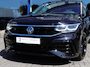 Volkswagen Tiguan 1.4 TSI eHybrid | R-Line Business+ | El. Pano Dak | Park Assist | Matrix LED | Apple Car Play/Android Auto | Winter Pakket | Top Comfort Stoelen | Trekhaak | Buitenspiegels in Kleur
