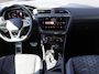 Volkswagen Tiguan 1.4 TSI eHybrid | R-Line Business+ | El. Pano Dak | Park Assist | Matrix LED | Apple Car Play/Android Auto | Winter Pakket | Top Comfort Stoelen | Trekhaak | Buitenspiegels in Kleur