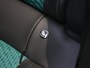 Peugeot 2008 SUV Envy Hybrid 145 pk Automaat | Voorraad model | Tot 8 jaar garantie! | Drive assist Pack | Navigatie | Vision Pack