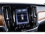 Volvo V90 2.0 T5 Inscription Panoramadak - Luchtvering - Adaptieve Cruise Control - Head up - Harman Kardon - Stoelverwarming voor/achter - Stuurwielverwarming - Visual Park Assist - Drive Mode Settings -