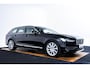 Volvo V90 2.0 T5 Inscription Panoramadak - Luchtvering - Adaptieve Cruise Control - Head up - Harman Kardon - Stoelverwarming voor/achter - Stuurwielverwarming - Visual Park Assist - Drive Mode Settings -