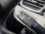 Renault Captur 1.3 TCe 140 Intens / Afn. Trekhaak / 1e Eigenaar / Adaptief Cruise Control / Stoel- Stuur & Voorruit Verwarming / Achteruitrijcamera / Apple Carplay & Android Auto / Navigatie / Climate Control /