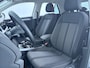 Volkswagen T-Roc 1.5 TSI Life 75 Edition 150 pk Automaat | Navigatie | Trekhaak | Parkeersensoren (Park assist) | Achteruitrijcamera | Adaptieve cruise control | Lane assist | Apple carplay / Android auto |