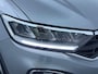 Volkswagen T-Roc 1.5 TSI Life 75 Edition 150 pk Automaat | Navigatie | Trekhaak | Parkeersensoren (Park assist) | Achteruitrijcamera | Adaptieve cruise control | Lane assist | Apple carplay / Android auto |