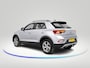 Volkswagen T-Roc 1.5 TSI Life 75 Edition 150 pk Automaat | Navigatie | Trekhaak | Parkeersensoren (Park assist) | Achteruitrijcamera | Adaptieve cruise control | Lane assist | Apple carplay / Android auto |
