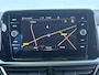 Volkswagen T-Roc 1.5 TSI Life 75 Edition 150 pk Automaat | Navigatie | Trekhaak | Parkeersensoren (Park assist) | Achteruitrijcamera | Adaptieve cruise control | Lane assist | Apple carplay / Android auto |