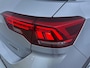 Volkswagen T-Roc 1.5 TSI Life 75 Edition 150 pk Automaat | Navigatie | Trekhaak | Parkeersensoren (Park assist) | Achteruitrijcamera | Adaptieve cruise control | Lane assist | Apple carplay / Android auto |