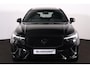 Volvo XC60 T6 Recharge AWD Ultra Black Edition - Luchtvering - Panorama/schuifdak - IntelliSafe Assist & Surround - 360º Camera - Harman/Kardon audio - Adaptieve LED koplampen - Verwarmde voorstoelen, stuur & achterbank - Parkeersensoren voor & achter - Elektr. bedienb. voorstoelen met geheugen - Head up display - Draadloze tel. lader - Extra getint glas - Inklapbare trekhaak - 21' LMV