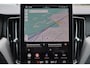 Volvo XC60 T6 Recharge AWD Ultra Black Edition - Luchtvering - Panorama/schuifdak - IntelliSafe Assist & Surround - 360º Camera - Harman/Kardon audio - Adaptieve LED koplampen - Verwarmde voorstoelen, stuur & achterbank - Parkeersensoren voor & achter - Elektr. bedienb. voorstoelen met geheugen - Head up display - Draadloze tel. lader - Extra getint glas - Inklapbare trekhaak - 21' LMV