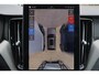 Volvo XC60 T6 Recharge AWD Ultra Black Edition - Luchtvering - Panorama/schuifdak - IntelliSafe Assist & Surround - 360º Camera - Harman/Kardon audio - Adaptieve LED koplampen - Verwarmde voorstoelen, stuur & achterbank - Parkeersensoren voor & achter - Elektr. bedienb. voorstoelen met geheugen - Head up display - Draadloze tel. lader - Extra getint glas - Inklapbare trekhaak - 21' LMV