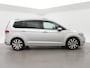 Volkswagen Touran 1.5 TSI 150 PK DSG AUT. 7-PERS HIGHLINE + TREKHAAK | ADAPTIVE CRUISE | MASSAGE | CAMERA | STOELVERW.
