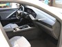 Opel Astra Sports Tourer Business Edition Hybrid 145 pk Automaat | Voorraad | Tot 8 jaar garantie! | AGR bestuurdersstoel | Navigatie | 180⁰ achteruitrijcamera | Keyless entry & start