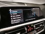 BMW 3-Serie Touring 330e Business Edition Plus | ZWARTE HEMEL | WEGKLAPBARE TREKHAAK | NAVI PROF | SPORTSEATS