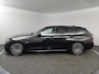 BMW 3-Serie Touring 330e Business Edition Plus | ZWARTE HEMEL | WEGKLAPBARE TREKHAAK | NAVI PROF | SPORTSEATS