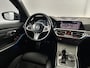 BMW 3-Serie Touring 330e Business Edition Plus | ZWARTE HEMEL | WEGKLAPBARE TREKHAAK | NAVI PROF | SPORTSEATS