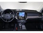 Volvo XC90 T8 Recharge AWD Ultra Dark - Luchtvering - Panorama/schuifdak - IntelliSafe Assist & Surround - 360º Camera - Bowers & Wilkins audio - Adaptieve LED koplampen - Verwarmde voorstoelen, stuur & achterbank - Parkeersensoren voor & achter - Elektr. bedienb. voorstoelen met geheugen - Geventileerde voorstoelen - Head up display - Draadloze tel. lader - Extra getint glas - Inklapbare trekhaak - 21' LMV
