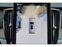 Volvo XC90 T8 Recharge AWD Ultra Dark - Luchtvering - Panorama/schuifdak - IntelliSafe Assist & Surround - 360º Camera - Bowers & Wilkins audio - Adaptieve LED koplampen - Verwarmde voorstoelen, stuur & achterbank - Parkeersensoren voor & achter - Elektr. bedienb. voorstoelen met geheugen - Geventileerde voorstoelen - Head up display - Draadloze tel. lader - Extra getint glas - Inklapbare trekhaak - 21' LMV