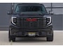 GMC Sierra BLACK OPS | DENALI 6.2 V8 426PK Full Option | €84950,- excl | De Meest Luxe Pick-Up in zijn Klasse | Comfortabele Dubbele Cabine met Royale 5 Zitplaatsen | BPM vrij | Nu Leverbaar uit Voorraad | Voorraad Nr 1924 | De specialist in Amerikaanse pick‑ups in Nederland en Europa.