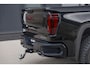 GMC Sierra BLACK OPS | DENALI 6.2 V8 426PK Full Option | €84950,- excl | De Meest Luxe Pick-Up in zijn Klasse | Comfortabele Dubbele Cabine met Royale 5 Zitplaatsen | BPM vrij | Nu Leverbaar uit Voorraad | Voorraad Nr 1924 | De specialist in Amerikaanse pick‑ups in Nederland en Europa.