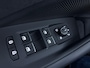 Volkswagen Passat Variant 1.5 eHybrid R-Line Edition 272 pk Automaat (DSG) | Verlengde garantie | Navigatie | Panoramadak | Trekhaak (wegklapbaar) | Lederen bekleding | Rondomzicht camera | Stoelverwarming/ventilatie | R-Line |