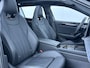 Volkswagen Passat Variant 1.5 eHybrid R-Line Edition 272 pk Automaat (DSG) | Verlengde garantie | Navigatie | Panoramadak | Trekhaak (wegklapbaar) | Lederen bekleding | Rondomzicht camera | Stoelverwarming/ventilatie | R-Line |